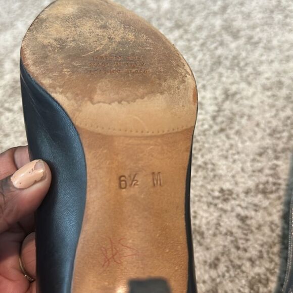 Carel Paris Black Pointed-Toe Pumps 6.5 - Picture 8 of 9